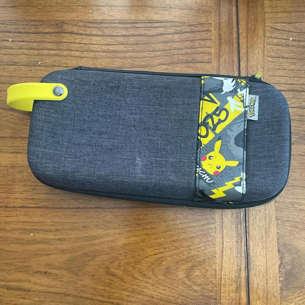 Nintendo Grey and Black Laptop-cases-bag